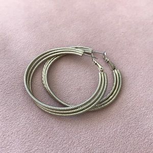 NWOT Express gold hoop stacked earrings